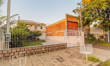 Casa com 4 quartos à venda na Rua Tapirapés, 184, Sarandi, Porto Alegre, 159 m2 por R$ 950.000