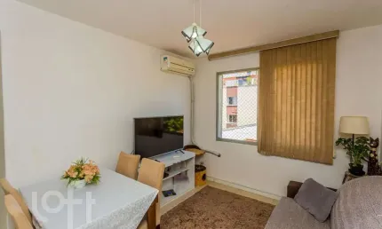 Apartamento com 3 quartos à venda na Rua Luiz de Camões, 179, Santo Antônio, Porto Alegre, 69 m2 por R$ 365.000