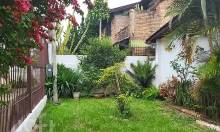 Casa com 3 quartos à venda na Rua Francisco Braga, 32, Partenon, Porto Alegre, 210 m2 por R$ 650.000