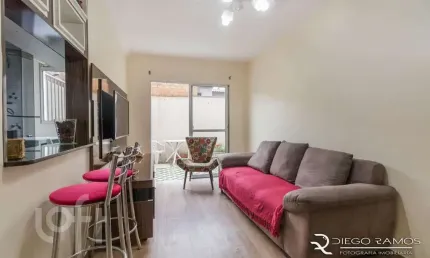 Apartamento com 2 quartos à venda na Rua Deputado Hugo Mardini, 1212, Passo das Pedras, Porto Alegre, 80 m2 por R$ 290.000