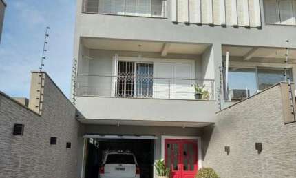 Casa com 4 quartos à venda na Rua Arnaldo Ballve, 512, Jardim Itu Sabará, Porto Alegre, 395 m2 por R$ 1.200.000