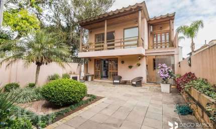 Casa com 6 quartos à venda na Rua Sargento Nicolau Dias de Farias, 429, Tristeza, Porto Alegre, 374 m2 por R$ 1.415.500