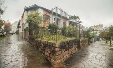 Casa com 3 quartos à venda na Rua Matias José Bins, 787, Chácara das Pedras, Porto Alegre, 369 m2 por R$ 1.275.000