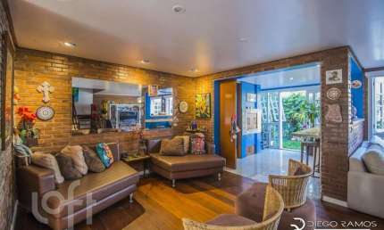 Casa em condomínio fechado com 3 quartos à venda na Rua Germano Gundlach, 127, Chácara das Pedras, Porto Alegre, 201 m2 por R$ 1.790.000