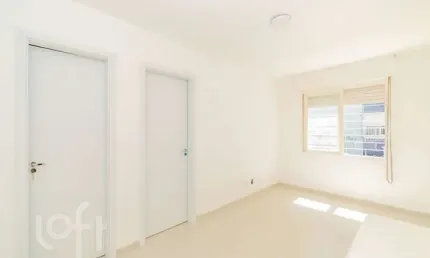 Apartamento com 1 quarto à venda na Rua Coronel João Corrêa, 335, Passo da Areia, Porto Alegre, 39 m2 por R$ 235.000