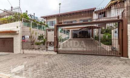 Casa com 3 quartos à venda na Rua Senador Annibal Di Primio Beck, 161, Boa Vista, Porto Alegre, 490 m2 por R$ 2.000.000