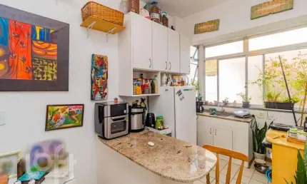 Apartamento com 1 quarto à venda na Rua Comendador Azevedo, 464, Floresta, Porto Alegre, 33 m2 por R$ 169.000