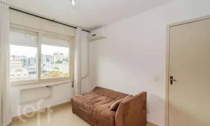 Apartamento com 3 quartos à venda na Avenida Cristóvão Colombo, 353, Floresta, Porto Alegre, 108 m2 por R$ 650.000