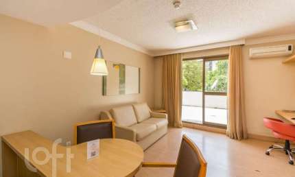 Apartamento com 1 quarto à venda na Rua Miguel Tostes, 30, Moinhos de Vento, Porto Alegre, 140 m2 por R$ 400.000