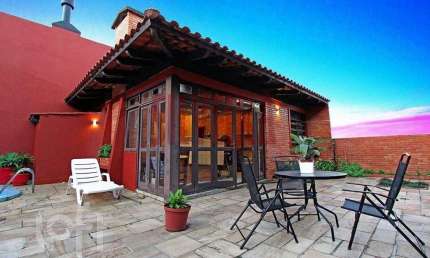 Casa com 4 quartos à venda na Rua Professor Fernando Carneiro, 287, Três Figueiras, Porto Alegre, 350 m2 por R$ 2.800.000