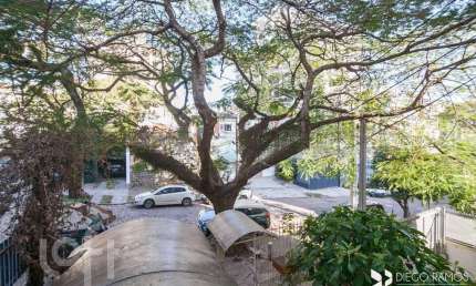 Casa com 3 quartos à venda na Avenida Taquara, 428, Petrópolis, Porto Alegre, 264 m2 por R$ 980.000