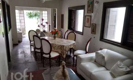 Casa com 3 quartos à venda na Avenida Mercedes, 116, Floresta, Porto Alegre, 226 m2 por R$ 1.400.000