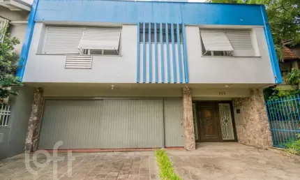 Casa com 3 quartos à venda na rua engenheiro ildefonso simões lopes, 115, três figueiras, porto alegre, 528 m2 por r$ 2.500.000