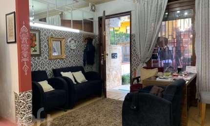 Casa com 3 quartos à venda na Avenida Mercedes, 156, Floresta, Porto Alegre, 234 m2 por R$ 1.444.000