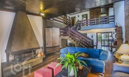 Casa com 4 quartos à venda na Rua Matias José Bins, 1080, Chácara das Pedras, Porto Alegre, 457 m2 por R$ 2.300.000
