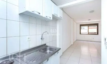 Apartamento com 1 quarto à venda na rua vigário josé inácio, 506, centro histórico, porto alegre, 26 m2 por r$ 171.000