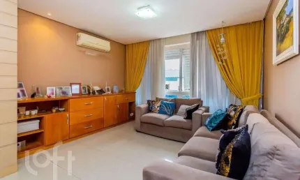 Apartamento com 3 quartos à venda na Rua Mucio Teixeira, 693, Menino Deus, Porto Alegre, 180 m2 por R$ 912.000