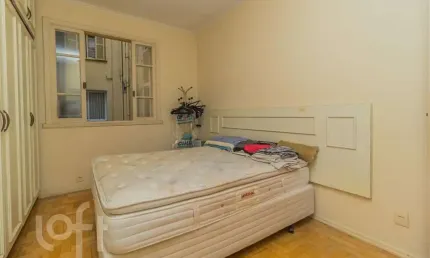 Apartamento com 3 quartos à venda na rua duque de caxias, 840, centro histórico, porto alegre, 107 m2 por r$ 490.000