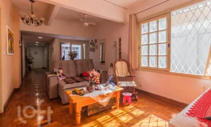 Apartamento com 2 quartos à venda na rua coronel vicente, 625, centro histórico, porto alegre, 60 m2 por r$ 388.075