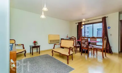 Apartamento com 4 quartos à venda na Rua Buenos Aires, 583, Petrópolis, Porto Alegre, 240 m2 por R$ 1.100.000