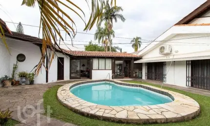 Casa com 3 quartos à venda na Rua Morano Calabro, 116, Ipanema, Porto Alegre, 357 m2 por R$ 1.490.000