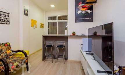 Apartamento com 1 quarto à venda na Rua Coronel Fernando Machado, 813, Centro Histórico, Porto Alegre, 41 m2 por R$ 200.000