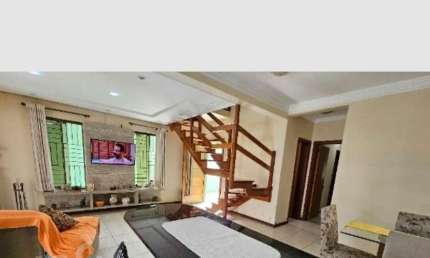 Casa com 3 quartos à venda na Rua Marquês do Maricá, 605, Vila Nova, Porto Alegre, 205 m2 por R$ 700.000