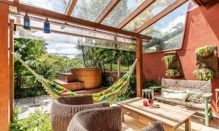 Casa em condomínio fechado com 4 quartos à venda na Rua Ênio Andrade, 320, Três Figueiras, Porto Alegre, 329 m2 por R$ 3.990.000