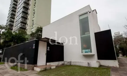 Casa à venda na Rua Dário Pederneiras, 196, Petrópolis, Porto Alegre, 540 m2 por R$ 1.950.000