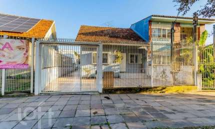 Casa com 4 quartos à venda na Avenida Assis Brasil, 897, Passo da Areia, Porto Alegre, 155 m2 por R$ 1.200.000