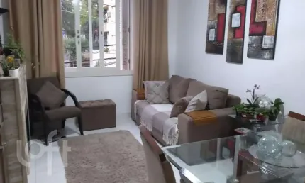 Apartamento com 3 quartos à venda na Rua Professor Ivo Corseuil, 112, Petrópolis, Porto Alegre, 59 m2 por R$ 280.000