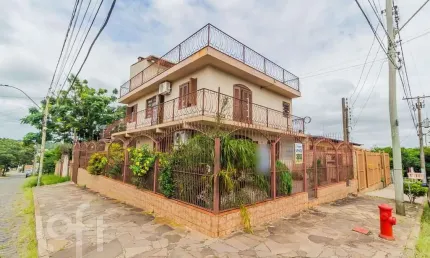 Casa com 3 quartos à venda na Rua José Knijnik, 145, Vila Nova, Porto Alegre, 340 m2 por R$ 340.000
