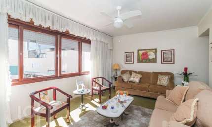 Apartamento com 3 quartos à venda na venida Benjamin Constant, 961, São Geraldo, Porto Alegre, 108 m2 por R$ 420.000