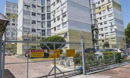 Apartamento com 3 quartos à venda na Rua Coronel Massot, 520, Camaquã, Porto Alegre, 73 m2 por R$ 308.000