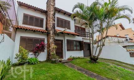 Casa com 5 quartos à venda na Rua Dona Sofia, 177, Santa Tereza, Porto Alegre, 299 m2 por R$ 850.000