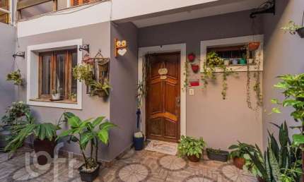 Casa com 3 quartos à venda na Avenida Pinheiro Borda, 305, Cristal, Porto Alegre, 140 m2 por R$ 760.000