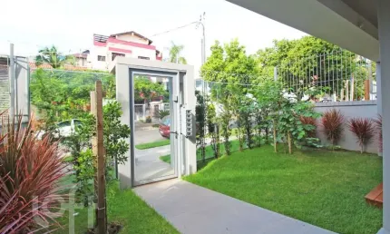 Apartamento com 3 quartos à venda na Rua Miracema, 286, Chácara das Pedras, Porto Alegre, 123 m2 por R$ 1.009.400