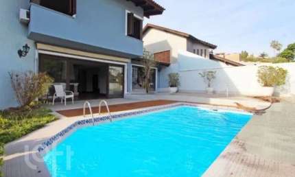 Casa com 4 quartos à venda na Rua Miracema, 15, Chácara das Pedras, Porto Alegre, 394 m2 por R$ 1.650.000