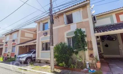 Casa em condomínio fechado com 3 quartos à venda na Avenida José Aloísio Filho, 965, Humaitá, Porto Alegre, 86 m2 por R$ 369.550