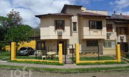 Casa com 3 quartos à venda na Avenida da Cavalhada, 6245, Ipanema, Porto Alegre, 130 m2 por R$ 590.000