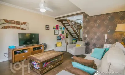 Casa em condomínio fechado com 3 quartos à venda na rua padre joão batista reus, 2748, camaquã, porto alegre, 124 m2 por r$ 657.000