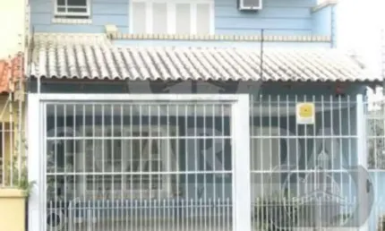 Casa com 3 quartos à venda na Rua José Gomes, 54, Tristeza, Porto Alegre, 315 m2 por R$ 1.100.000
