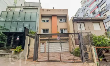Casa com 4 quartos à venda na Avenida Mariland, 642, Auxiliadora, Porto Alegre, 233 m2 por R$ 2.700.000