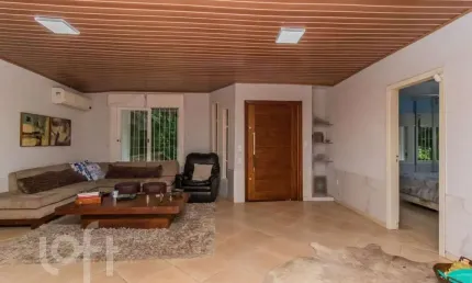 Casa com 4 quartos à venda na Rua do Cerro, 428, Lageado, Porto Alegre, 190 m2 por R$ 550.000