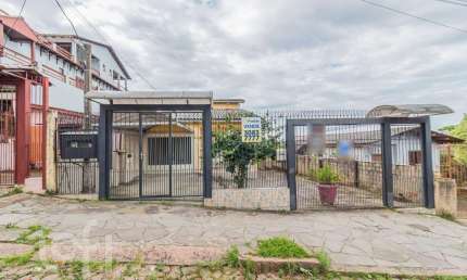 Casa com 3 quartos à venda na Rua Padre João Batista Reus, 2452, Camaquã, Porto Alegre, 265 m2 por R$ 997.500