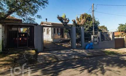 Casa com 6 quartos à venda na Beco Pedro Rodrigues Bittencourt, 150, Vila Nova, Porto Alegre, 250 m2 por R$ 700.000