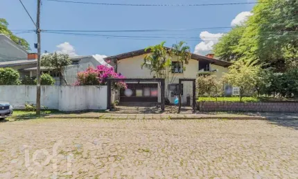 Casa com 3 quartos à venda na rua cidreira, 150, ipanema, porto alegre, 180 m2 por r$ 631.750
