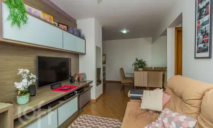 Apartamento com 2 quartos à venda na praça tamandaré, 1020, cristal, porto alegre, 67 m2 por r$ 320.000