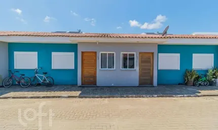 Casa em condomínio fechado com 2 quartos à venda na Avenida Principal da Ponta Grossa, 1560, Ponta Grossa, Porto Alegre, 46 m2 por R$ 190.000