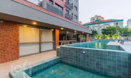 Apartamento com 3 quartos à venda na rua cipó, 392, vila ipiranga, porto alegre, 82 m2 por r$ 1.058.510